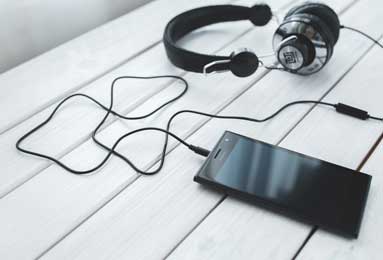 2018CBA山东队对广厦队对决：战术解析与精彩瞬间回顾